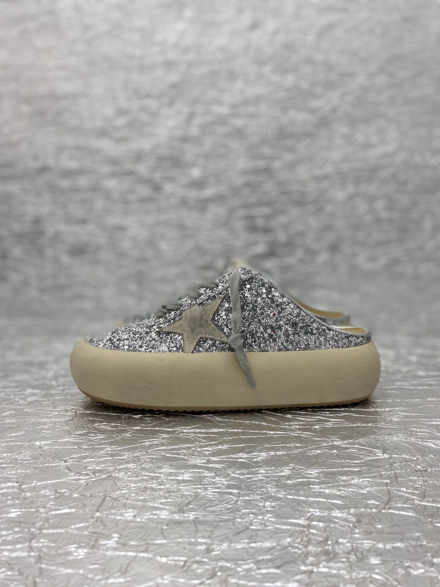 OOBB-- 6642 GWF00383.F003332.70100 Space cowhide item:E-X362J2907T